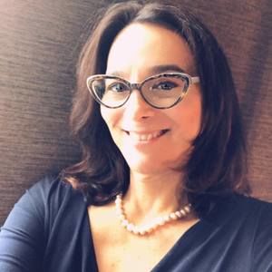 Meet your Posher, Evelyn